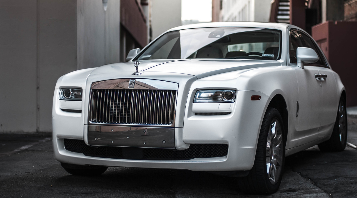 White Rolls-Royce Phantom